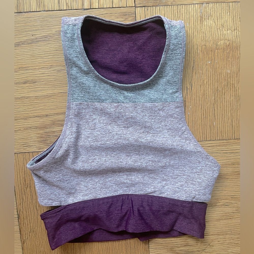 Outdoor Voices Tritone Slashback Crop Bra Size XS EUC wine, light grey, lavender